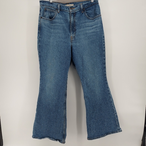 Levi's Premium 70'S HIGH FLARE WOMEN'S JEANS - Picture 5 of 13